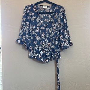 Women's Sienna Sky floral V-neck mock wrap blouse